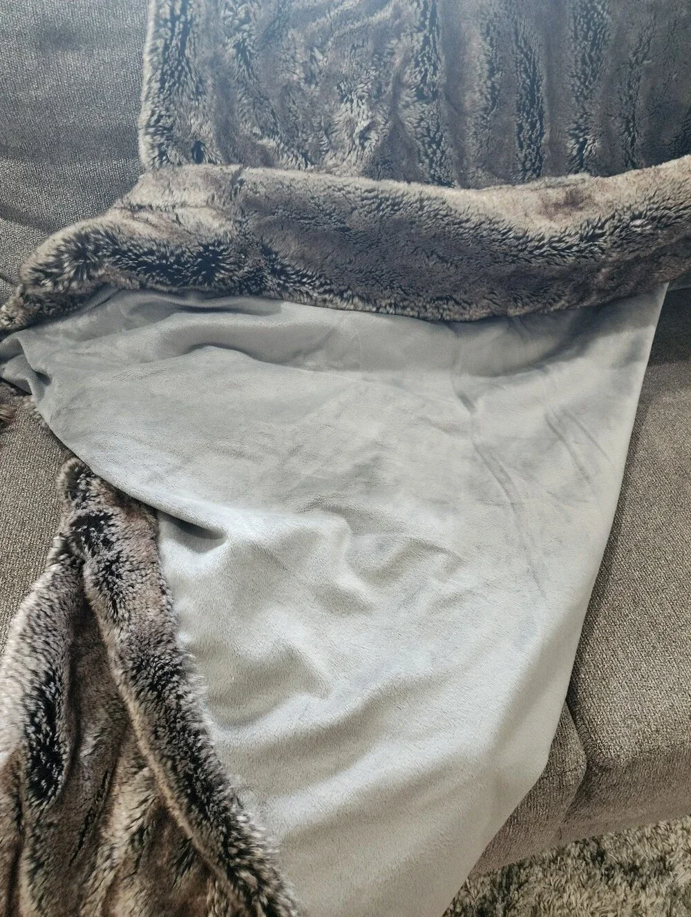 Quince Luxury Faux Fur Throw Blanket